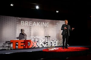 Bruce Linton speaks in Kanata Ont.